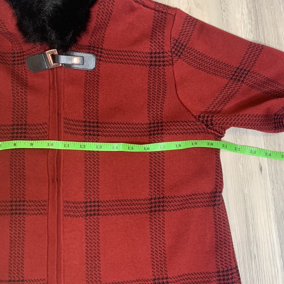 EUC Ivanka Trump Faux Fur Hoodie Black/Burgundy Open Cardigan, SP - Picture 7 of 14